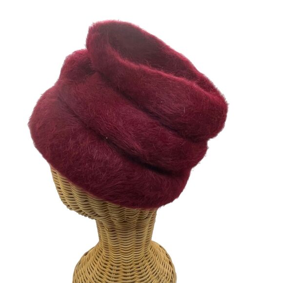 Retro Hat Felted Fur Christine Original Park Ave New York Fur Berry Red 1950s main image 14